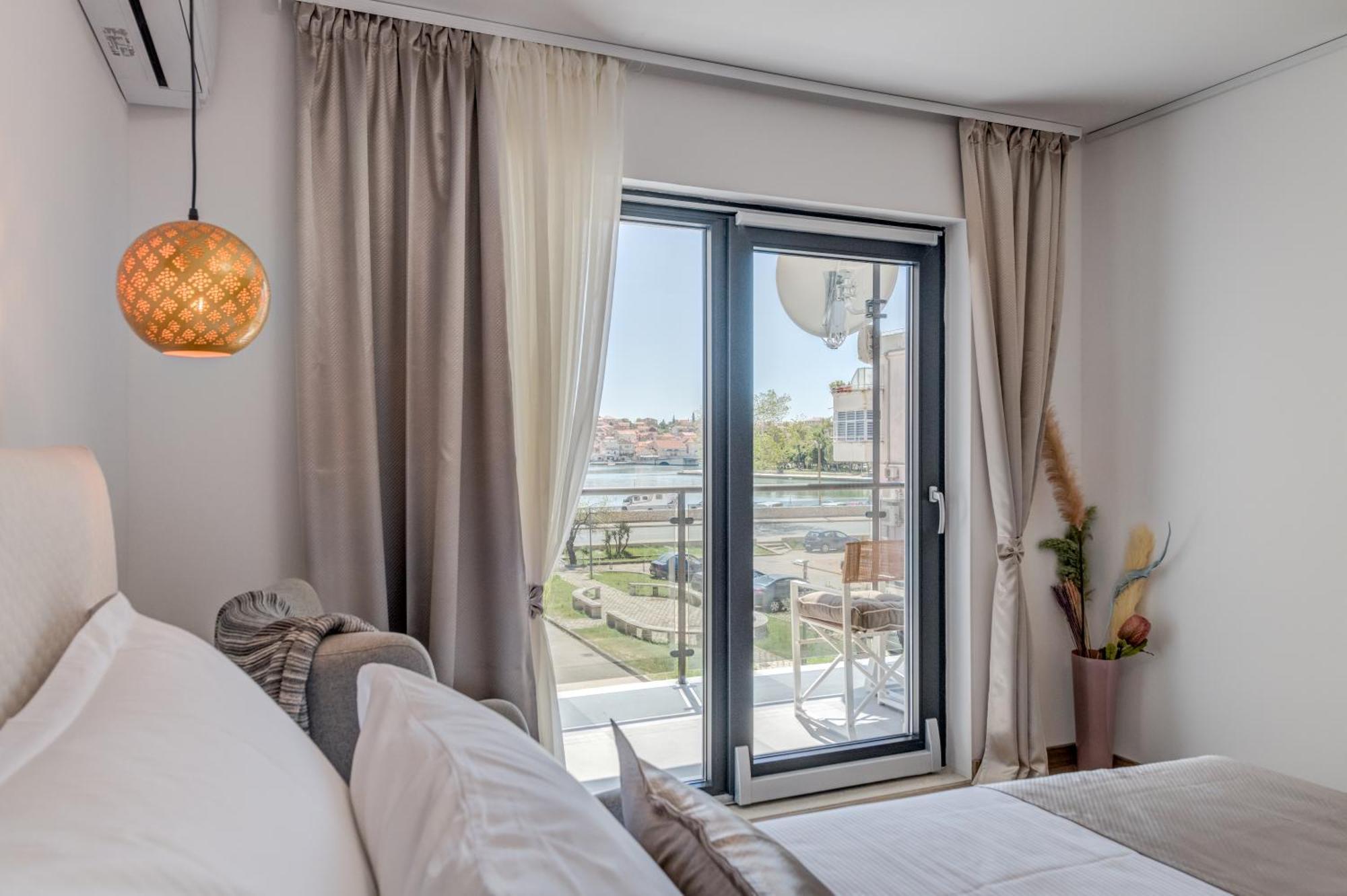 Apartman Casa Vecchia Trogir Exterior photo